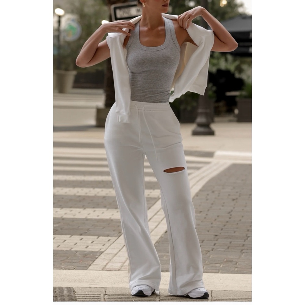• My Outfit Online | Structured Wide Leg Sweatpants - White